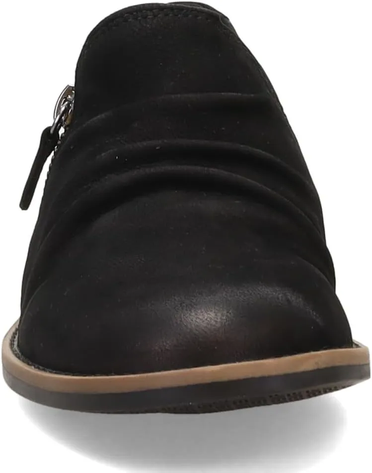 Clarks Women's Camzin Pace Oxford