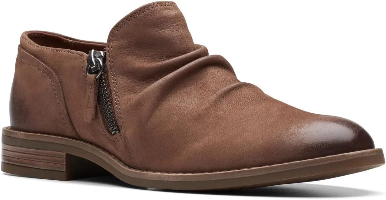 Clarks Women's Camzin Pace Oxford