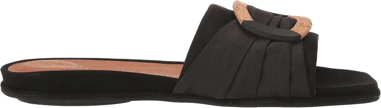 Gentle Souls by Kenneth Cole Women's Rhea Flat Sandal