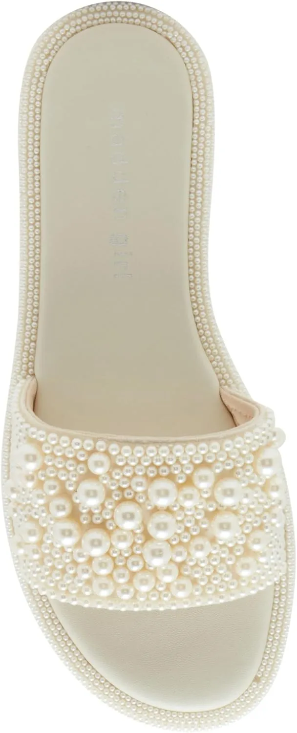 Madden Girl Women's Amorre Flat Sandal
