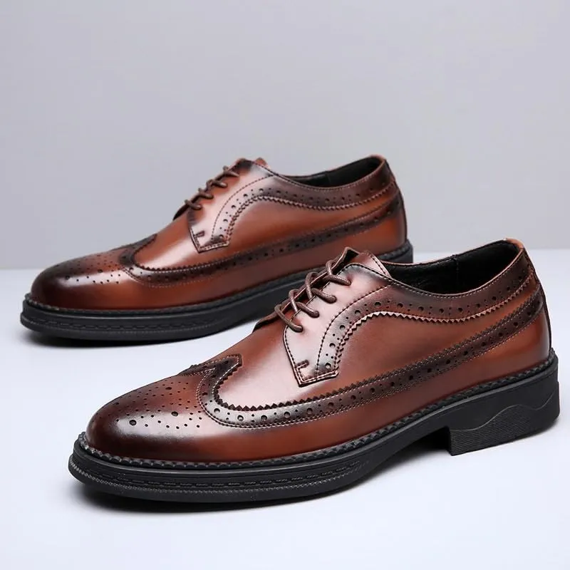 Men's Breathable Leather Wingtip Brogue Oxfords Fashion Classic Carved Lace Up Leather Low Heels Dress Shoes Genuine Cowhide Leather