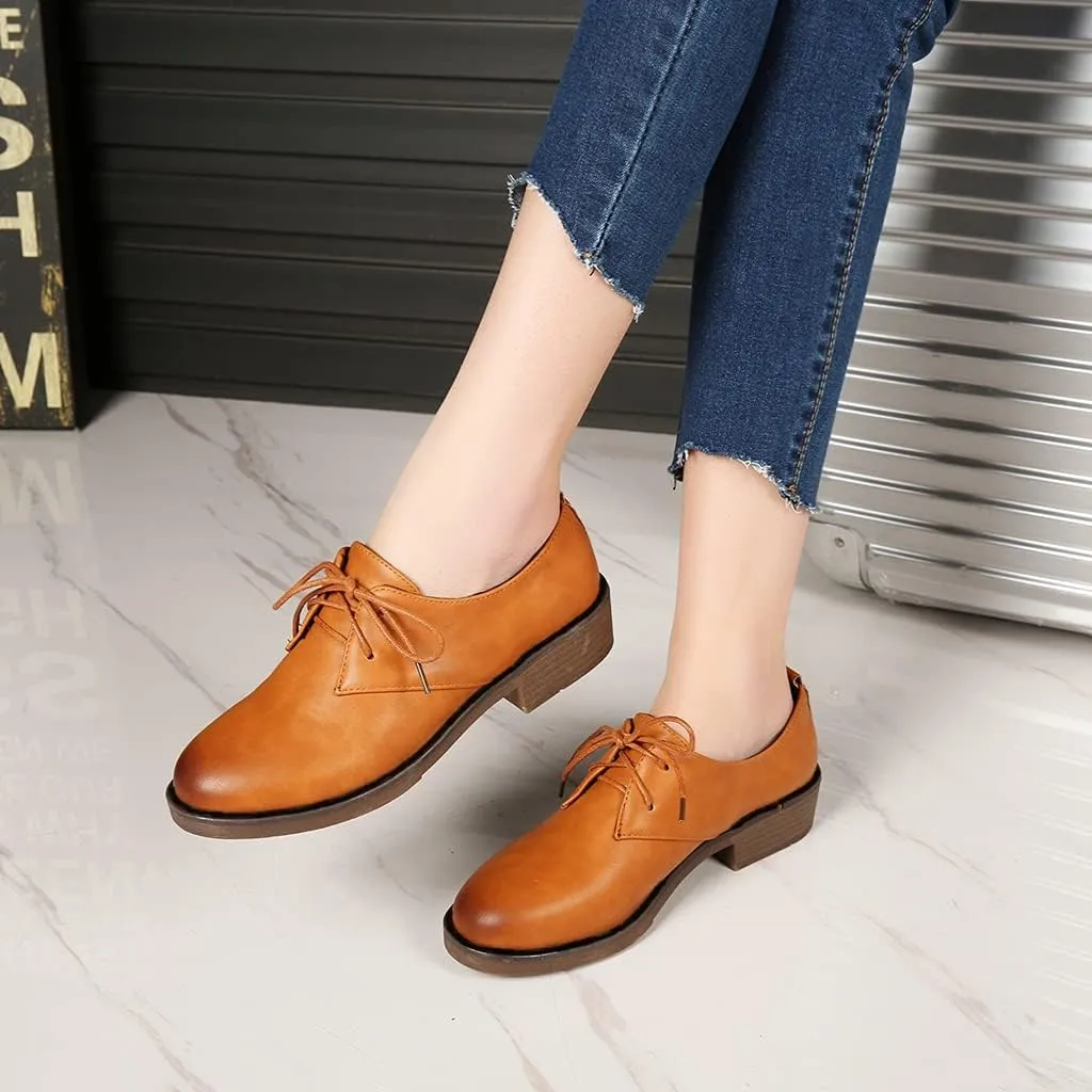 MIOKE Women's Classic Flat Saddle Oxford Shoes Lace Up Wingtip Perforated Low Heel Vintage School Brogues