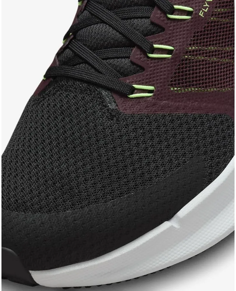 NIKE Men's Sneaker