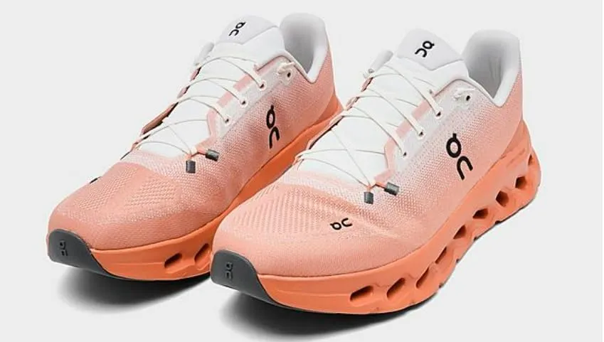 On Men's Cloudtilt Sneaker